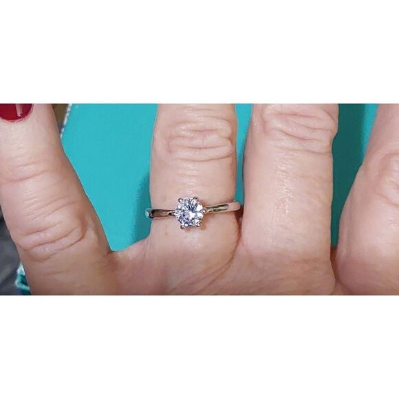 Gorgeous New 1 CT. Genuine Moissanite Solitaire Engagement Ring Sz 6~18KWGP - Picture 3 of 5